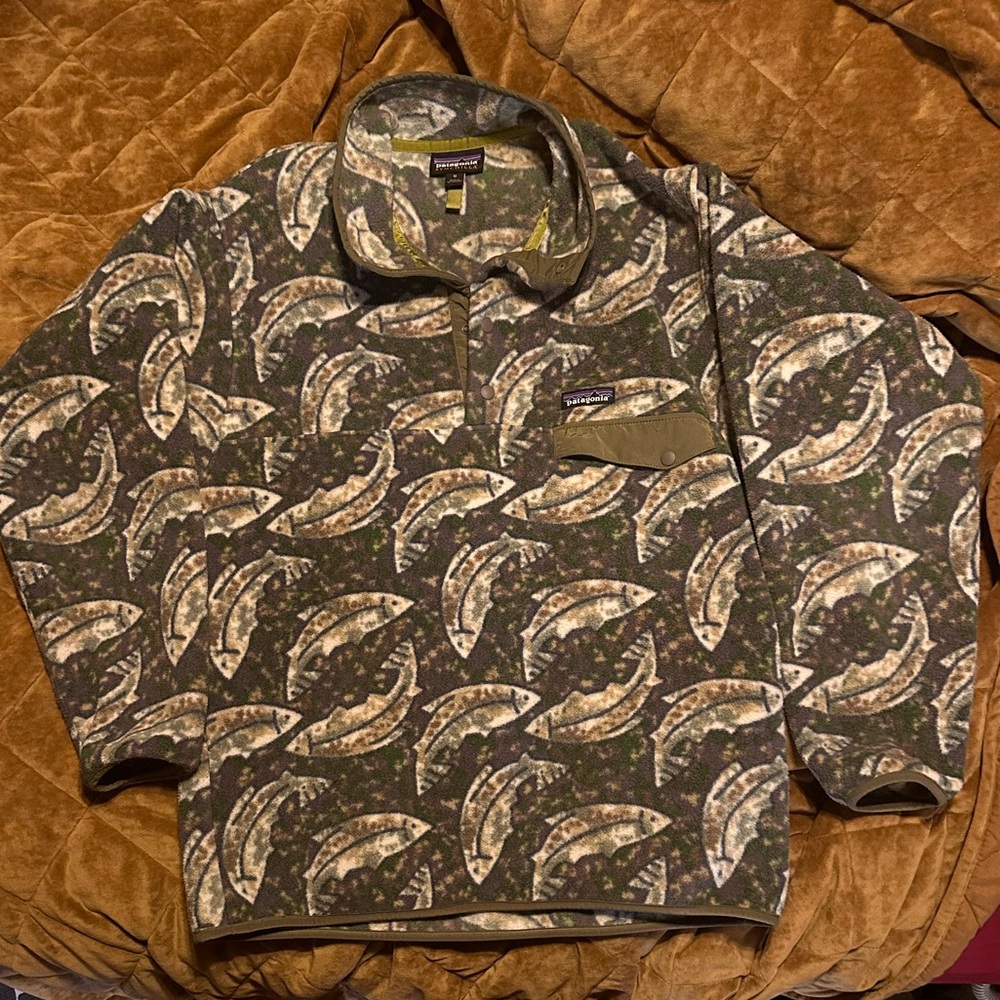 Patagonia Synchilla Fleece 2017 Leaping Trout Fish Rare Men’s M Women’s L